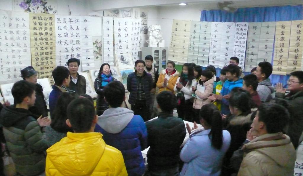 大学生艺术团书画社举办迎新年书画展