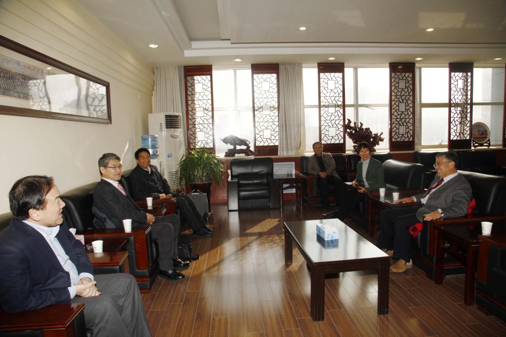 欧姆龙(中国)有限公司总经理中道教顕一行访问我院